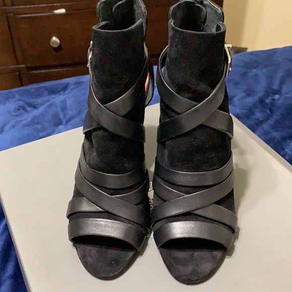 Booties - Picture 4 of 9